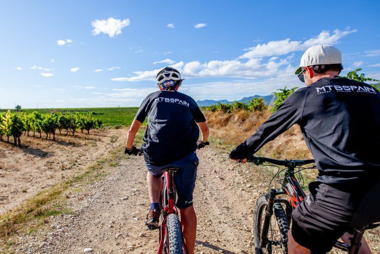 Through vineyards and trails – MTBSPAIN