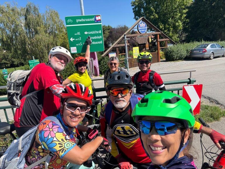 Great vibes in the group – MTBSPAIN
