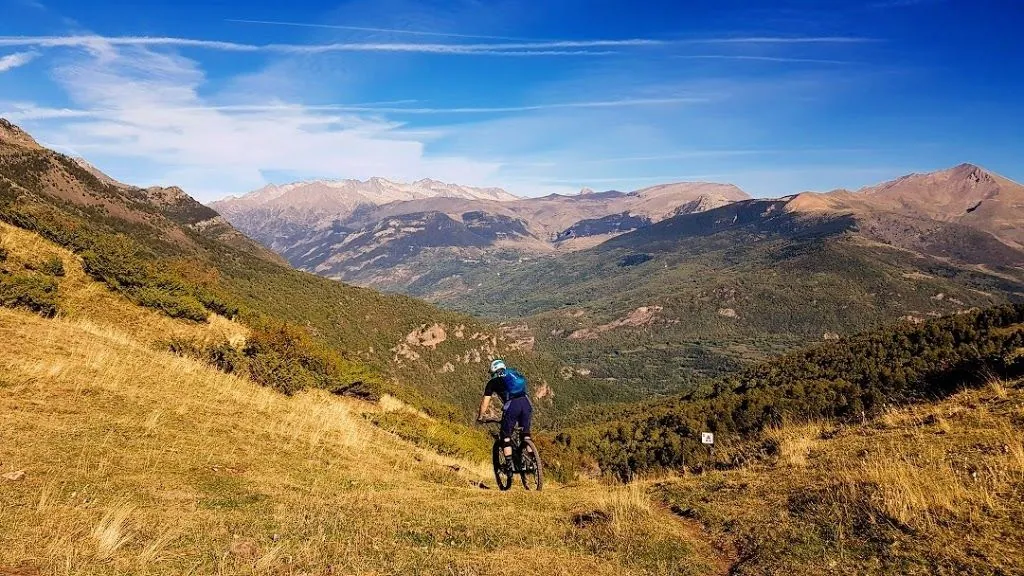 Benasque puro pirineo mtb spain enduro (1)