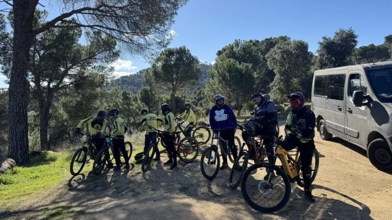 Grupo de enduro en la sierra de Madrid – MTBSPAIN